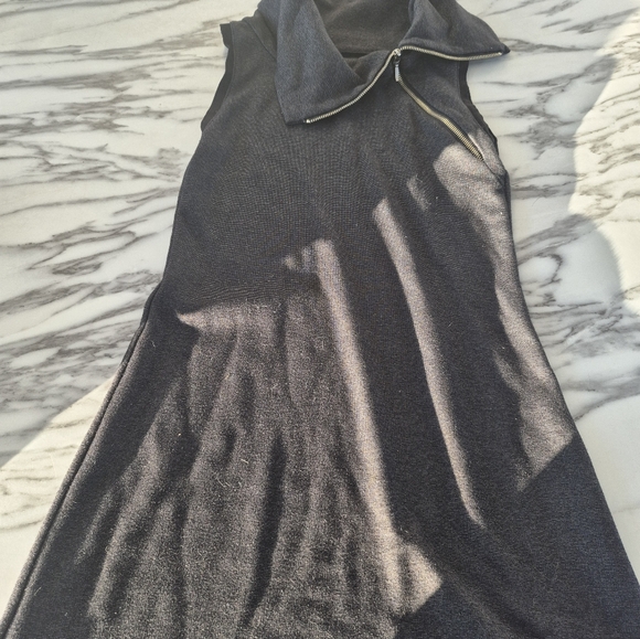 Ruelle Dress - Picture 2 of 2